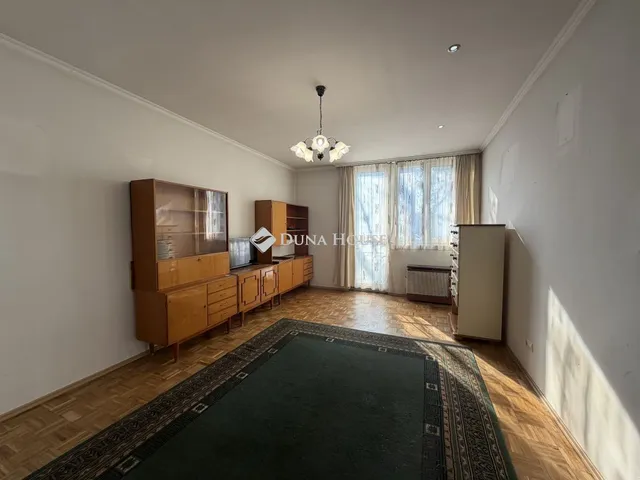 Eladó lakás Győr 43 nm