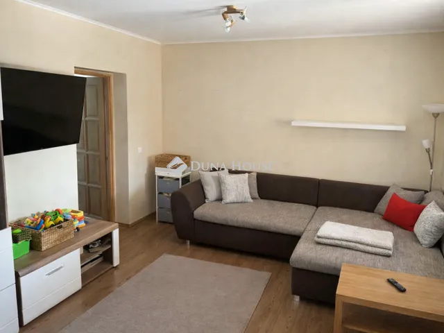 Eladó ház Gyömöre 94 nm