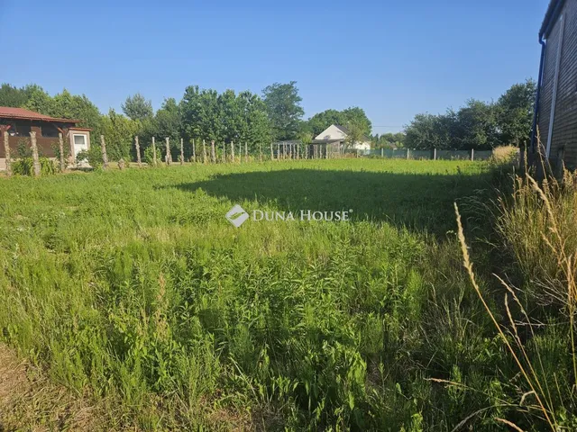 Eladó telek Bodonhely 679 nm