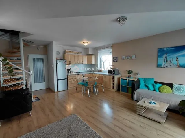 Eladó lakás Győr 73 nm