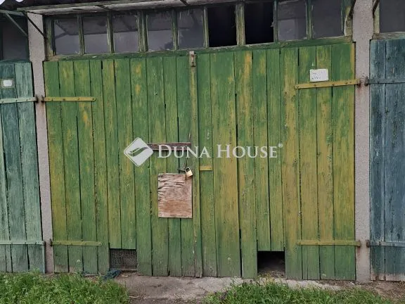 Eladó kereskedelmi és ipari ingatlan Győr 14 nm