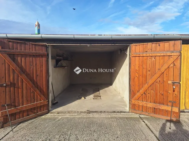 Eladó kereskedelmi és ipari ingatlan Győr 14 nm