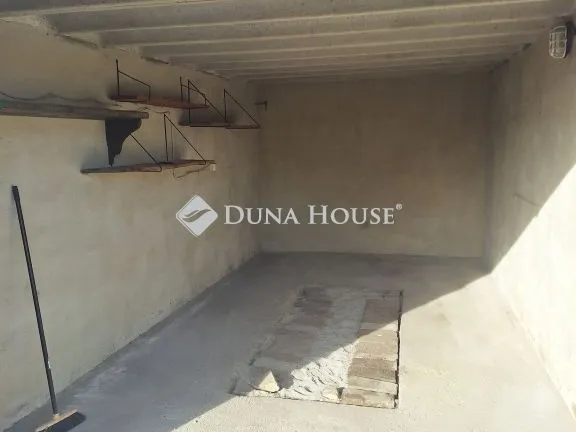 Eladó kereskedelmi és ipari ingatlan Győr 14 nm