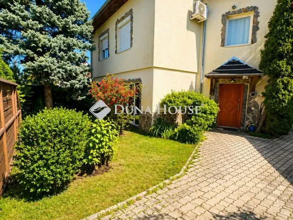 Eladó ház Győrzámoly 195 nm