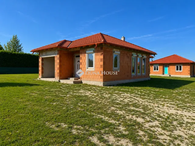 Eladó ház Győrújfalu 124 nm