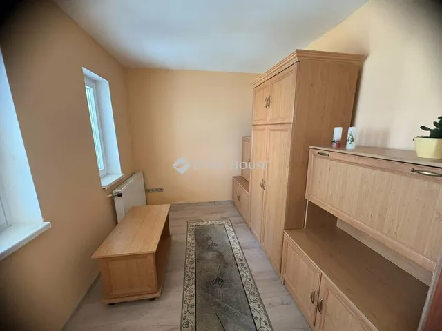 Eladó lakás Győr 40 nm