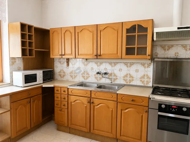 Eladó ház Győr 222 nm