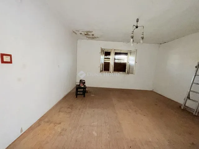 Eladó ház Rábatamási 70 nm