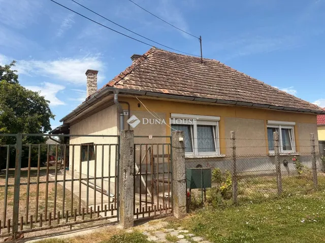 Eladó ház Lébény 80 nm