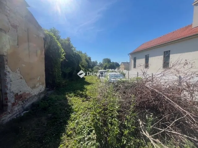 Eladó ház Magyarkeresztúr 130 nm