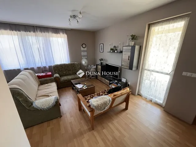 Eladó ház Pázmándfalu 98 nm