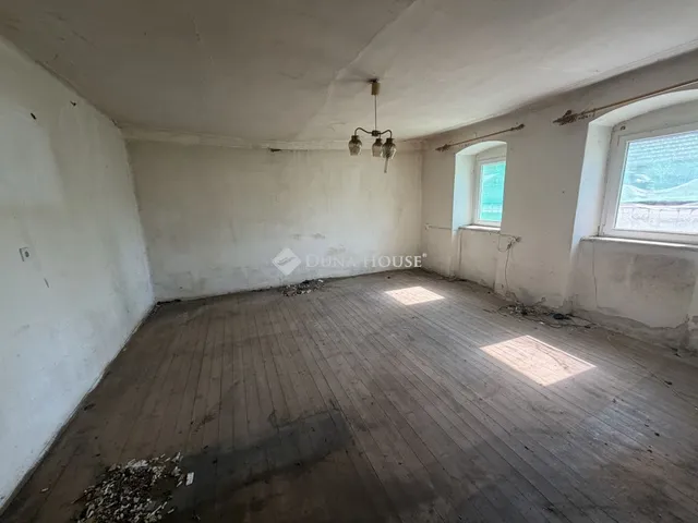 Eladó ház Győrsövényház 90 nm