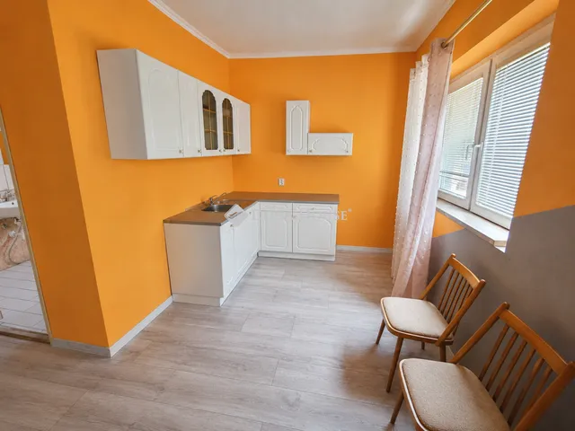 Eladó ház Tényő 105 nm