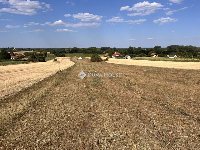 Eladó telek Pázmándfalu, Hegyalja út 5107 nm