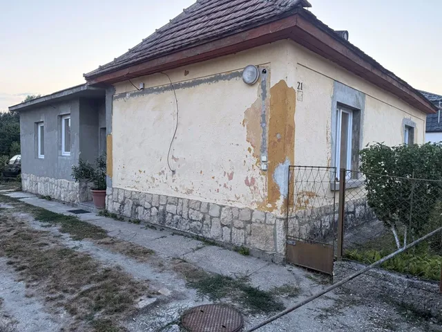 Eladó ház Vámosszabadi 76 nm
