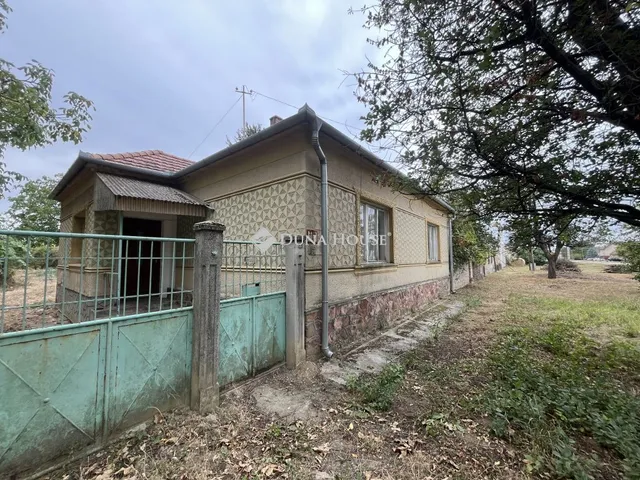 Eladó ház Kóny 76 nm
