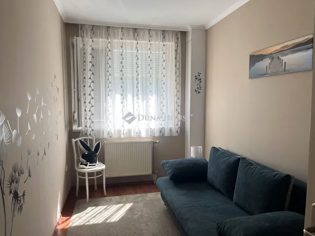 Eladó ház Kerékteleki 210 nm
