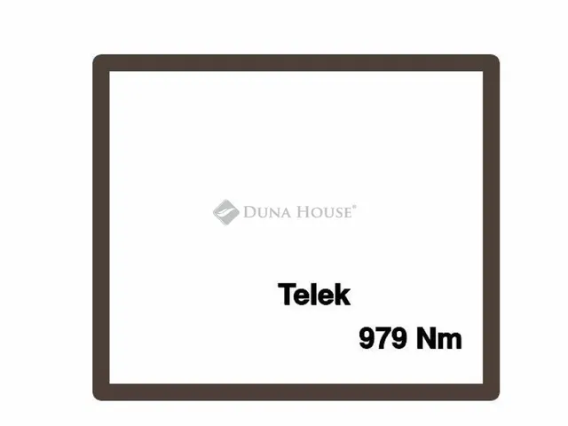 Eladó telek Lábatlan 979 nm