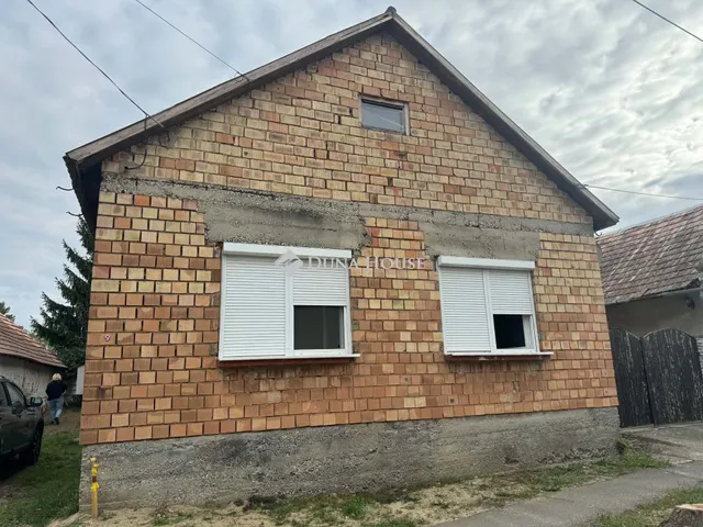 Eladó ház Győrsövényház 88 nm