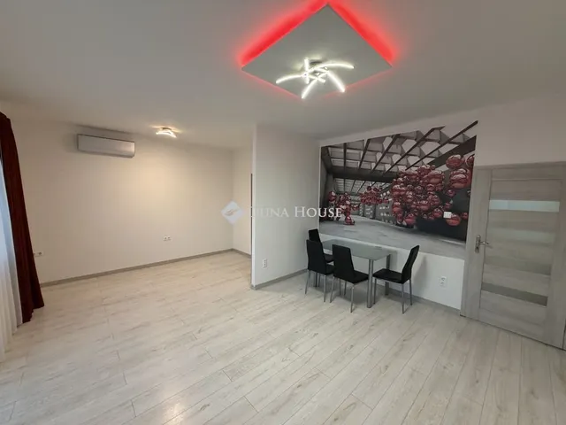 Eladó lakás Győr, Szent István út 58 nm