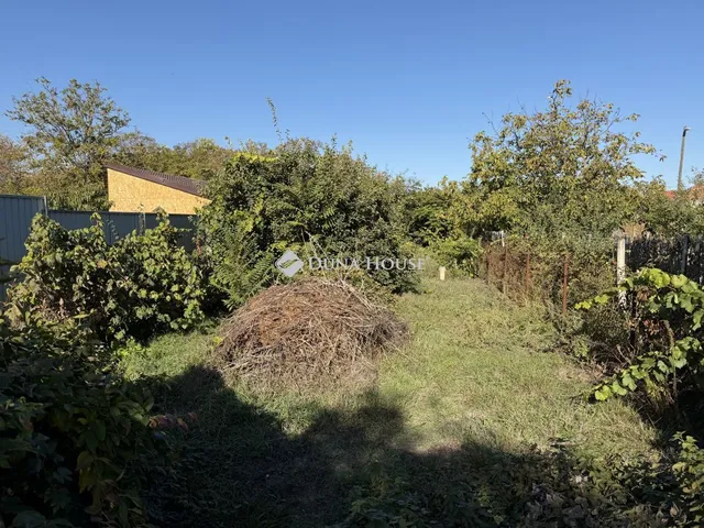 Eladó telek Győr 616 nm