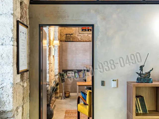 Eladó kereskedelmi és ipari ingatlan Budapest VII. kerület 131 nm