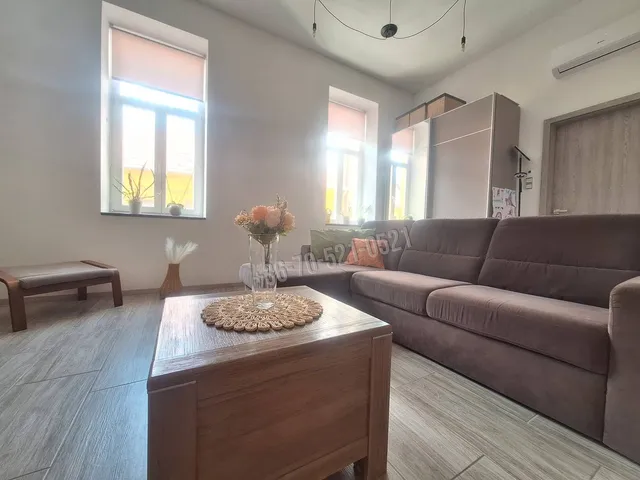 Eladó lakás Pécs, Belváros 239 nm