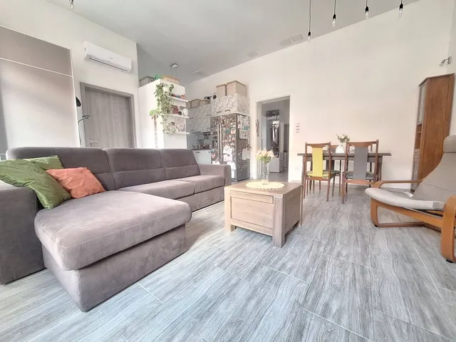 Eladó lakás Pécs, Belváros 239 nm