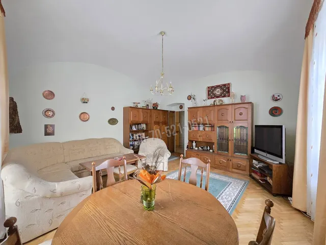 Eladó lakás Pécs, Belváros 80 nm