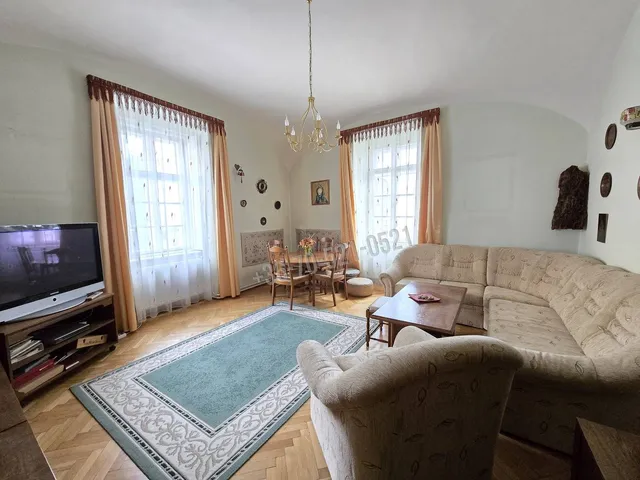 Eladó lakás Pécs, Belváros 80 nm