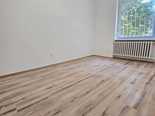 Eladó lakás Pécs, Pákolitz István utca 52 nm