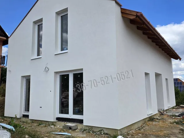 Eladó ház Pécs, Donátus, Varjú dűlő 108 nm