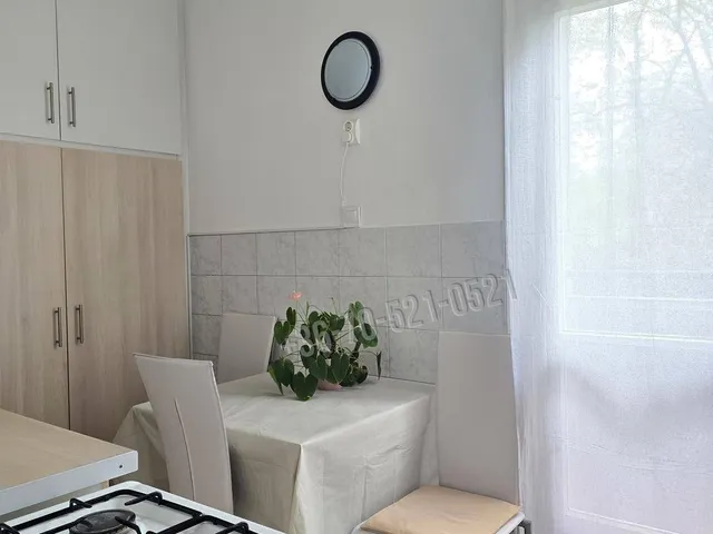 Eladó lakás Pécs, Uránváros 47 nm