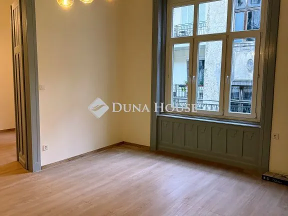 Eladó lakás Budapest VI. kerület 64 nm