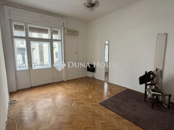 Eladó lakás Budapest XIII. kerület, Katona József utca 64 nm
