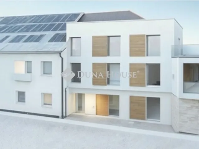 Eladó kereskedelmi és ipari ingatlan Mórahalom, Zákányszéki út 48 nm