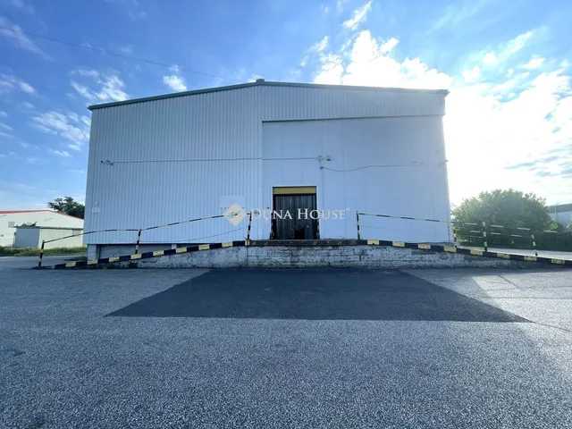 Kiadó kereskedelmi és ipari ingatlan Mórahalom 820 nm