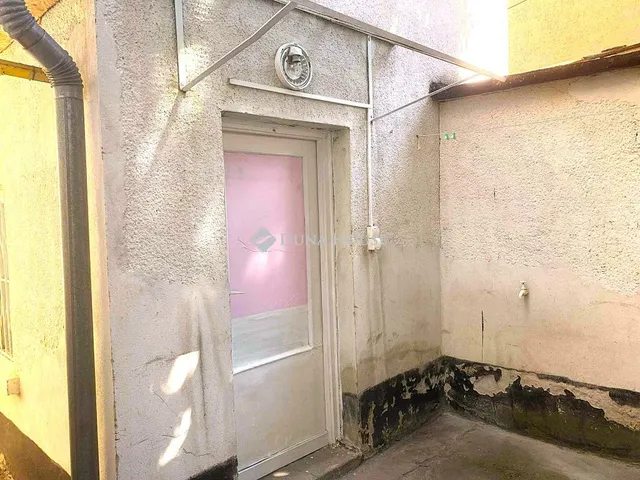 Eladó ház Szeged, Árvíz utca 42 nm