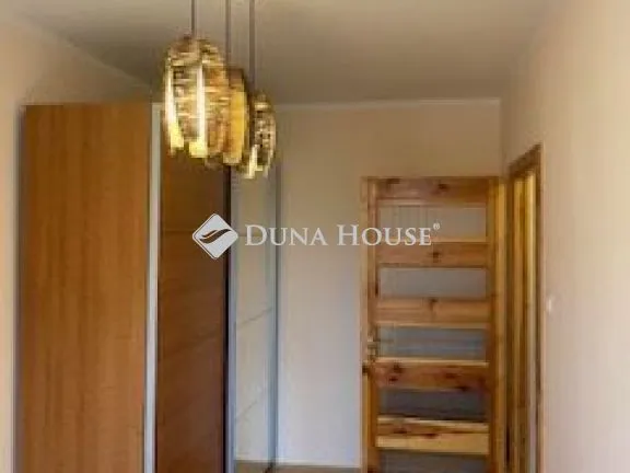 Eladó lakás Szeged, Csorba utca 77 nm