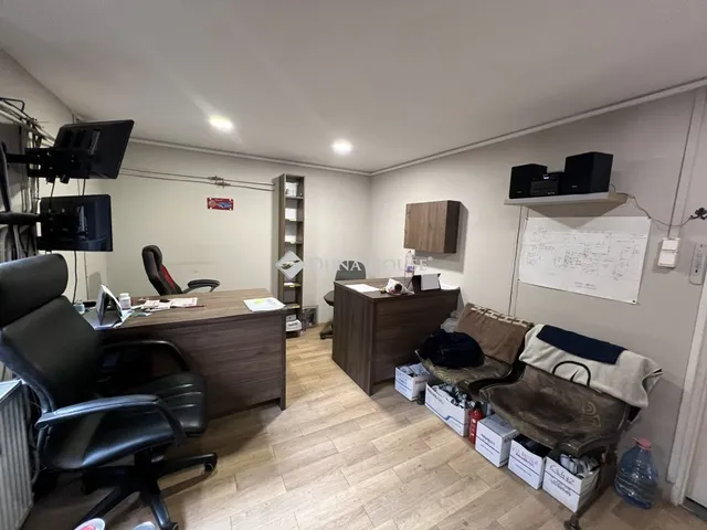 Eladó kereskedelmi és ipari ingatlan Szeged 981 nm