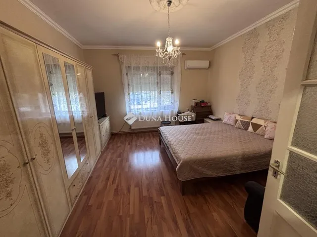 Eladó ház Baks 205 nm