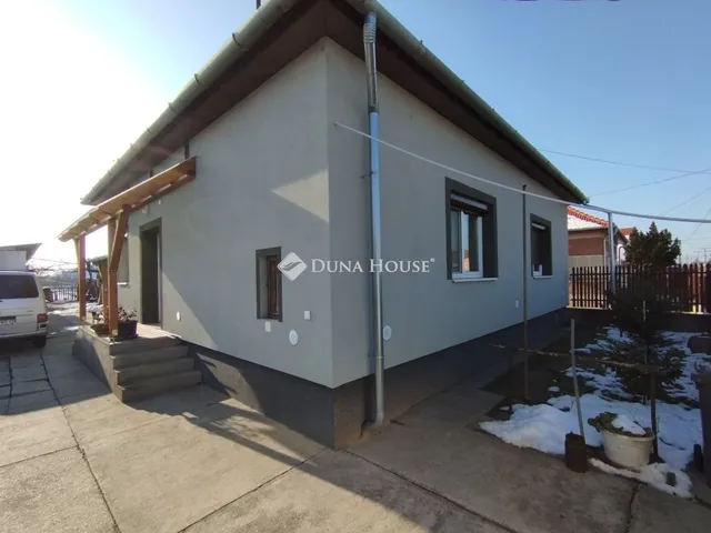 Eladó ház Röszke 140 nm