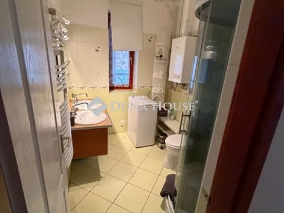 Eladó ház Orosháza, Fészek utca 146 nm