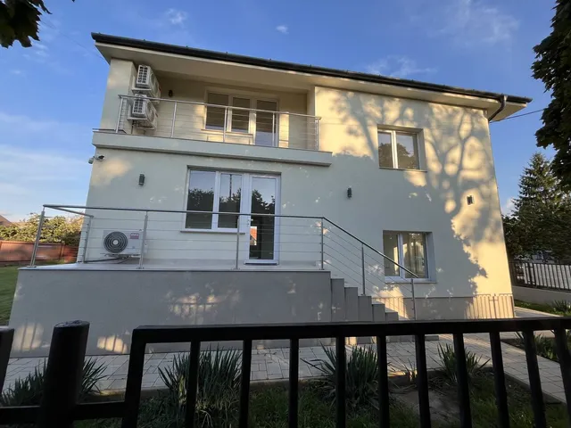 Eladó ház Hajdúszoboszló 320 nm