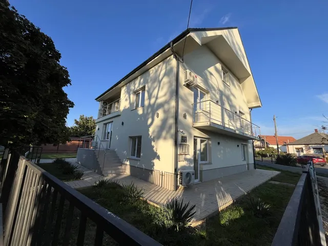 Eladó ház Hajdúszoboszló 320 nm