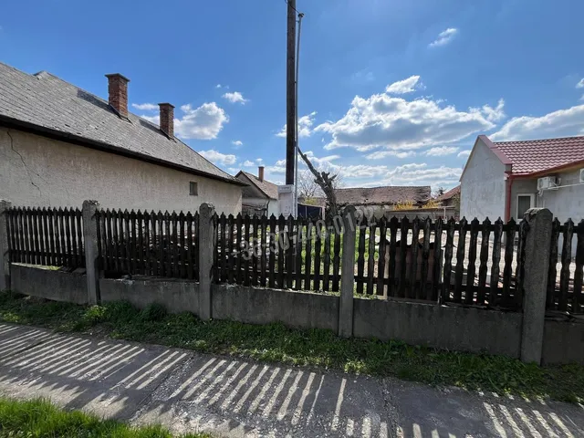 Eladó telek Hajdúszoboszló 404 nm