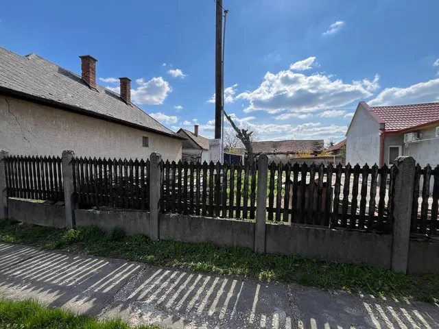 Eladó telek Hajdúszoboszló 404 nm