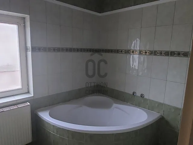 Eladó ház Szécsény 156 nm