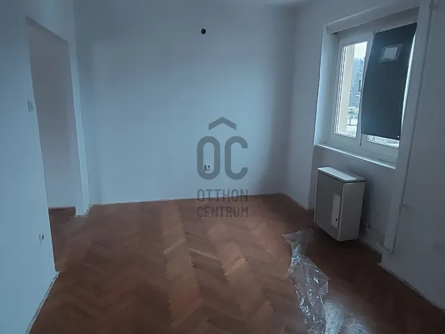 Eladó lakás Bátonyterenye