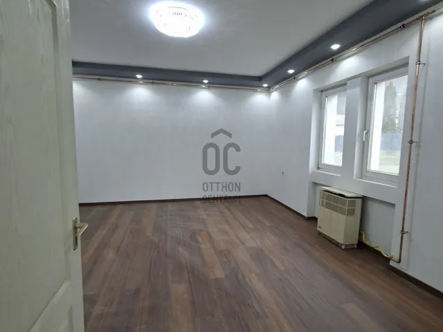 Eladó ház Salgótarján, Baglyasalja 300 nm